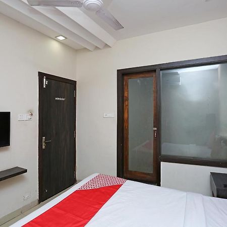 Oyo 6325 Hotel Kiran Rāipur Exterior foto
